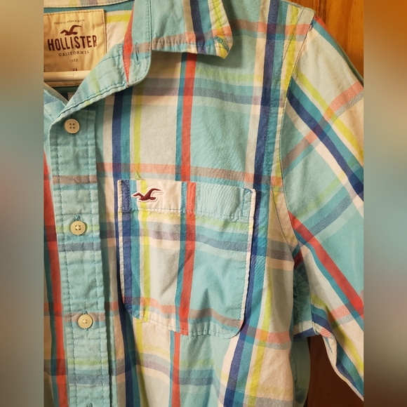 Hollister plaid button down-blue - Picture 3 of 4